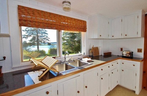 Tenants Harbor Cottage | Tideriver, Water Front Vacation Rental