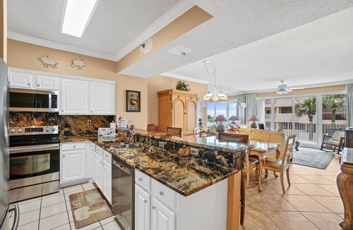 Sandestin Condo | Tides at Top'sl Beach Resort by Panhandle Getaways