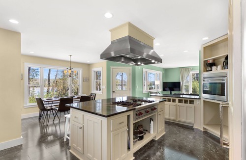 Orland House | Tides' Reach - Private Waterfront King Beds