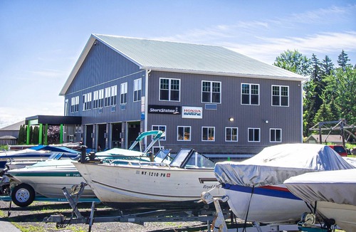 Sodus Point House | Tidesides Marine Bay House Rentals #1