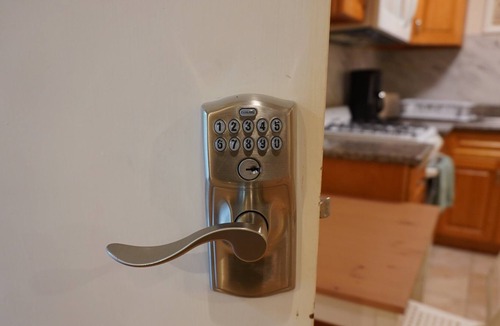 Westwood Park Apartment | Tidy and Convenient Near BART