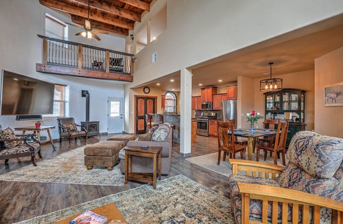 Bernalillo House | Tierra de Milagros~ Peaceful ~ Private ~ Secure