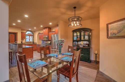 Bernalillo House | Tierra de Milagros~ Peaceful ~ Private ~ Secure