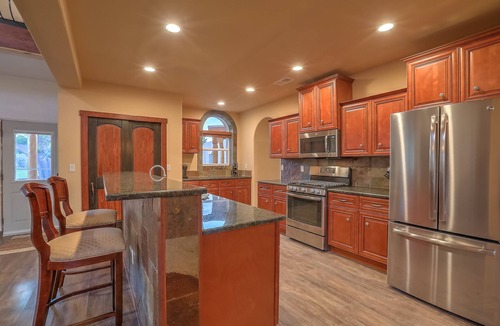 Bernalillo House | Tierra de Milagros~ Peaceful ~ Private ~ Secure