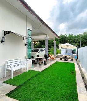 Kampong Raja House | Tiffana Homestay