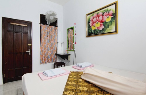 Yogyakarta House | Tiga Dua Homestay