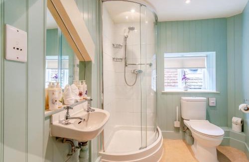 East Dean and Friston Bed & Breakfast | Tiger Inn - Patience