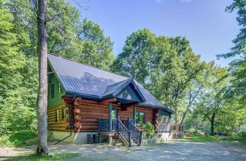 Waltham Ski Chalet | Tiger Lodge Loghouse