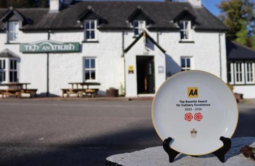 Isle of Seil Hotel | Tigh an Truish Inn