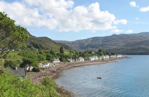 Strathcarron House | Tigh en Leigh