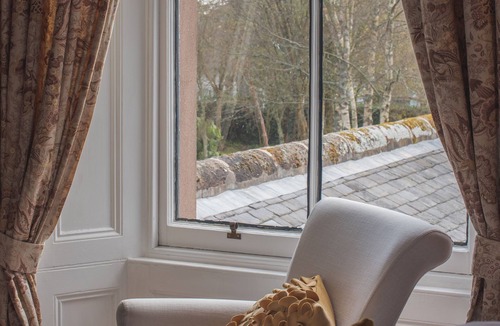 Alyth House | Tigh Na Leigh