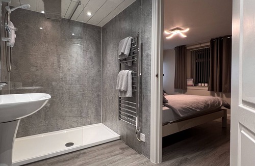 Sandhead Hotel | Tigh Na Mara Hotel