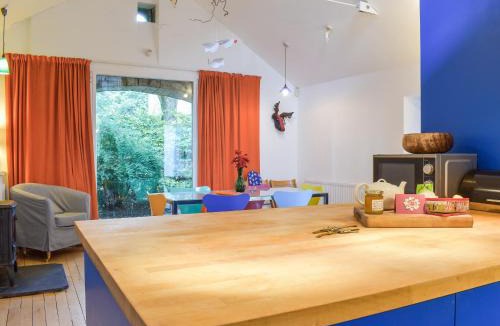 Blackburn House | Tigh Nam Muc