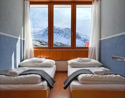 Lauenen Bei Gstaad Apartment | Tignousa logement de groupes et individuels