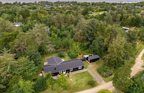 Skaven Strand House | "Tiina" - 500m to the fjord by Interhome