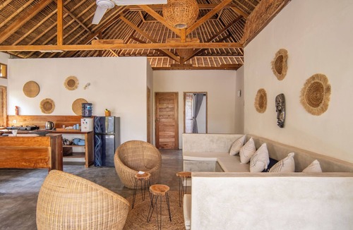 Selong Belanak Hotel | Tiki Lodge Lombok