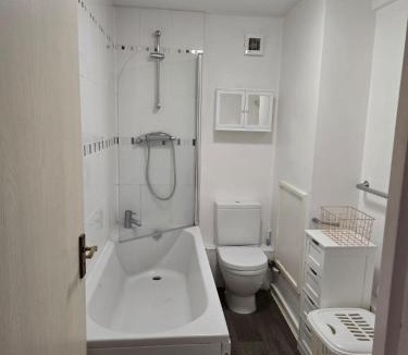 Salford Apartment | Tilehurst
