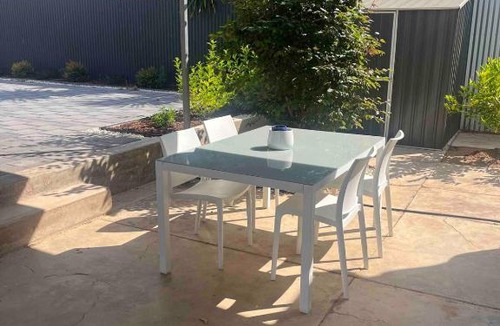 Broken Hill House | Tillys Townhouse