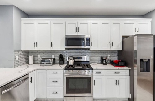 Downtown Wilmington House | Tilton Midtown - Modern Comfort