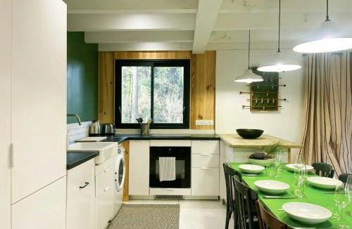 Saint-Paul-en-Born House | Timber Cabin Among Pines Near Mimizan Beaches
