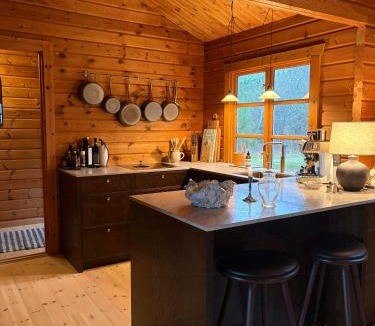 Hoensinge House | Timber Cabin With Guest House Near Dragsholm