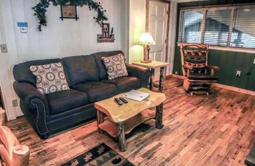 Estes Park Ski Chalet | Timber Creek Chalets- 3 chalet