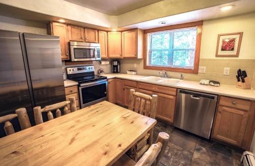 Estes Park Ski Chalet | Timber Creek Chalets- 9 chalet
