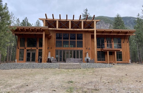 Alberton House | Timber Frame home on Clark Fork River