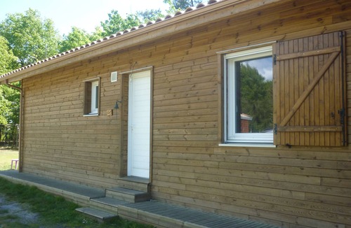 Biganos House | Timber-frame house