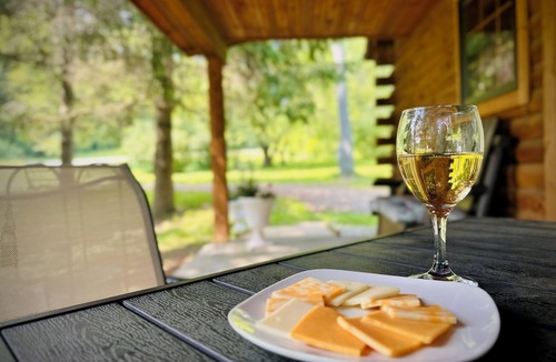 Cohocton Cabin | Timber Haven - Serene year-round log home getaway with gas fireplace, HVAC, WiFi