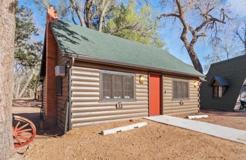Colorado Springs House | Timber Lodge #17