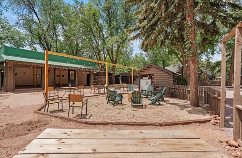 Colorado Springs Cabin | Timber Lodge Cabin #22