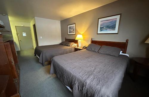 Cle Elum Hotel | Timber Lodge Inn