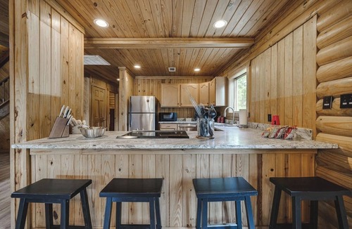 Amity Cabin | Timber Lodge Ranch - Ranch House