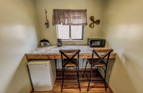 Jamestown Hotel | Timber Pointe Resort