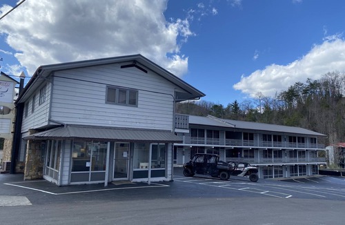 Gatlinburg Apartment | Timber Ridge Lodge - Walking Distance from Downtown Gatlinburg