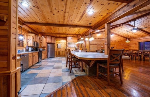 Broken Bow Cabin | Timber Rock Lodge-Mountain Retreat: Pool Table, Gathering, ADA compliant, Creek