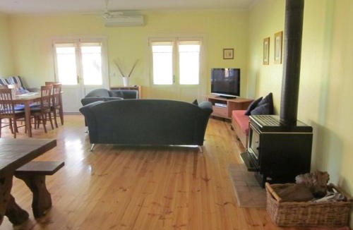 Cowes House | Timber & Tide Cottage