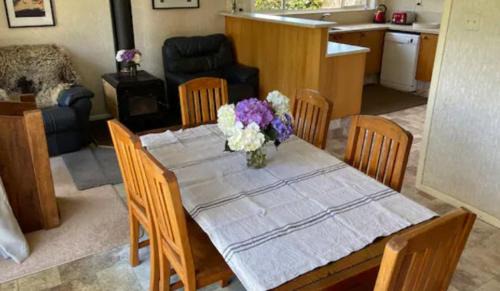 Waimiha House | Timber Trail Farmstay