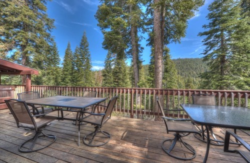 Kingswood Estates House | Timberhaus - Pool Table, BBQ, Hot Tub