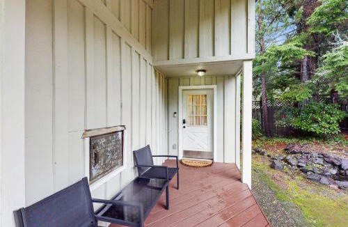 Agate House | Timberlake Club Retreat