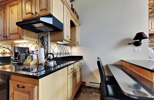 Snowmass Village Condo | Timberline 317 Studio Loft Deluxe ~ Hot Tub~Pool~WiFi~Ski-in/out~Local Shuttle