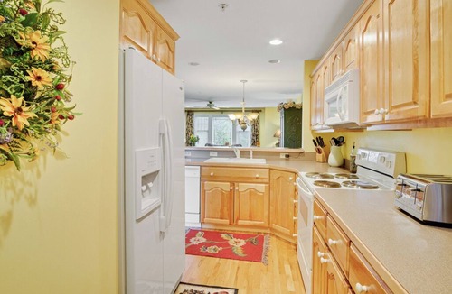 Foscoe Condo | Timbers G-1-Mtn Condo, Gated Resort, Indoor/Outdoor Pools & Hot Tub, Two Levels