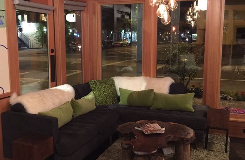 Downtown Eugene Hotel | Timbers Inn