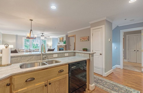 Foscoe Condo | Timbers P-2- Mtn Condo, Gated Resort, Indoor/Outdoor Pools & Hot Tub, Two Levels