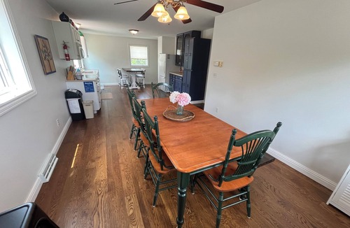 Dyersville House | Timberside - A Getaway for the Whole Group