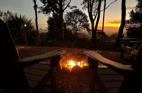 Bald Knob House | Timbertop Retreat