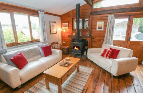 Cosheston House | Timbertwig Lodge