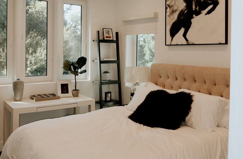 Crestline Cabin | Timberview Lodge Luxury Mountain Escape With Hot Tub/Firepit. Pet Friendly!