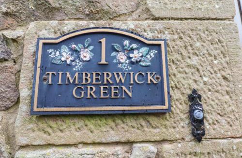 Akeld House | Timberwick Green